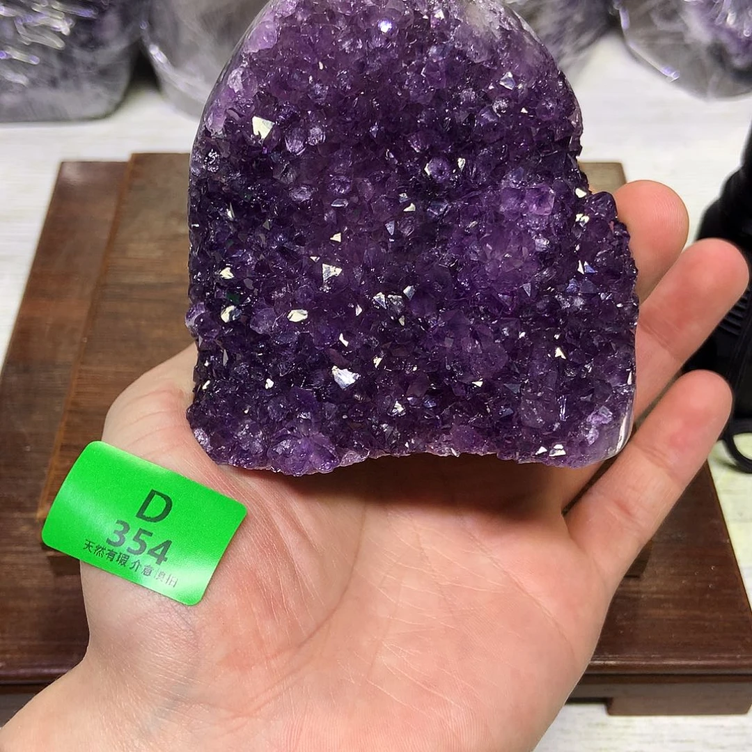 紫晶大型摆件（非配饰）未镶嵌