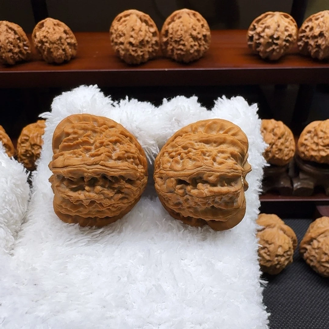 手串/手链核桃全品三角白41