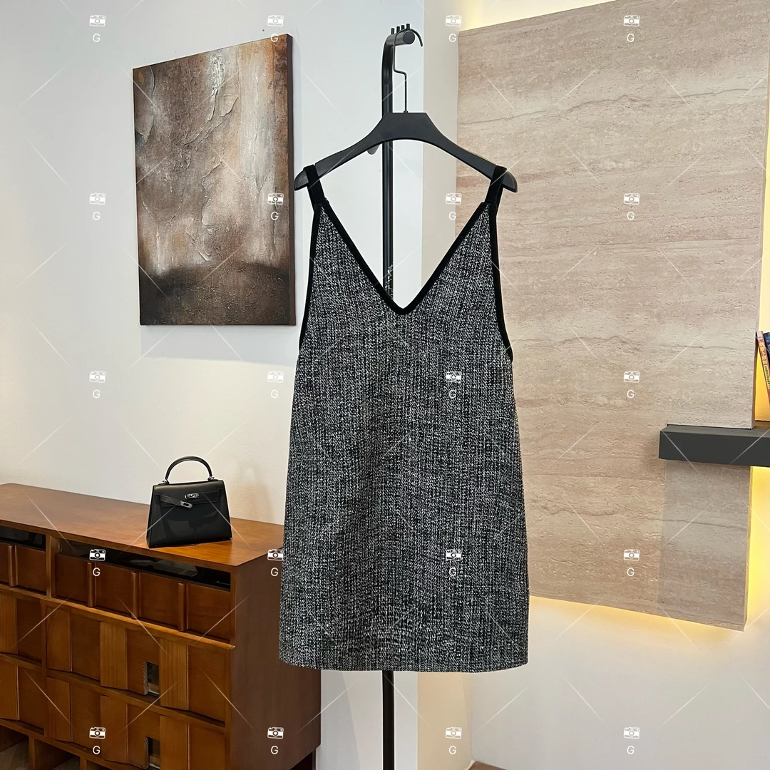 【L姐】不褪色复古风显瘦默认款式连衣裙女装轻奢秋冬时尚 H-1399