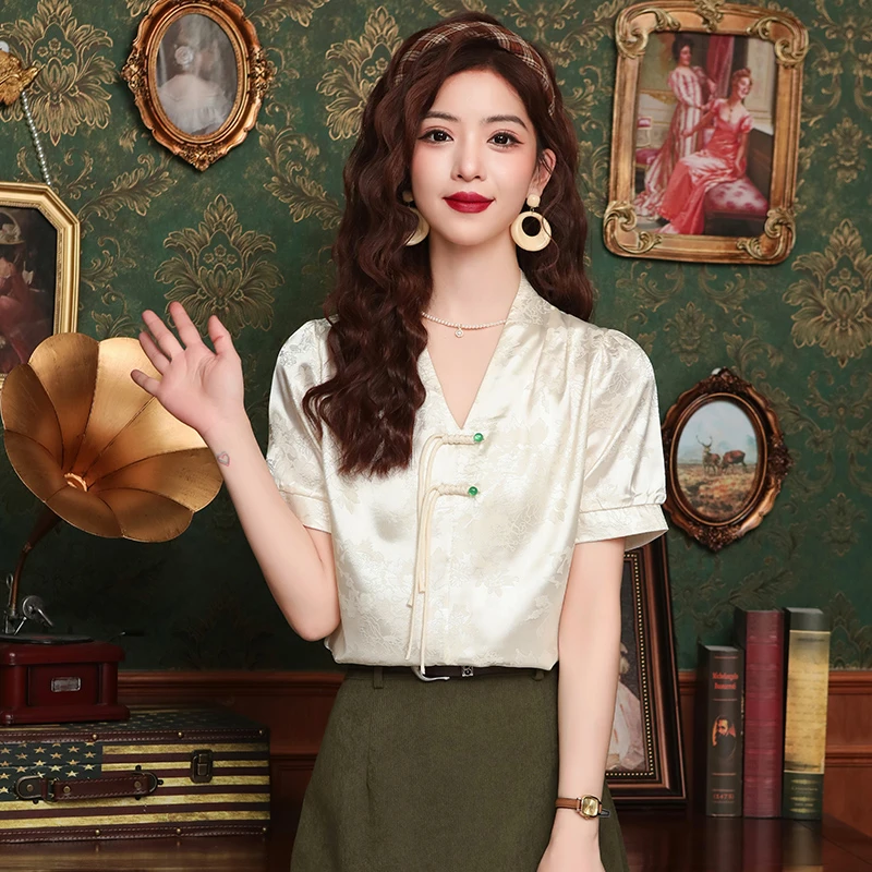 新中式盘扣雪纺衬衫女夏季复古V领提花国风小衫气质内搭短袖上衣