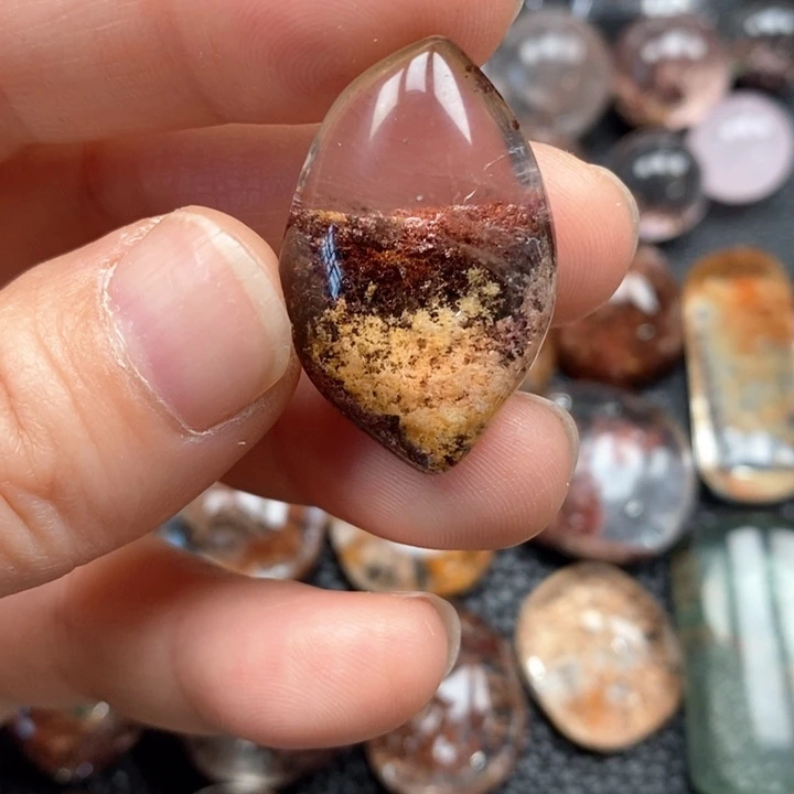 未镶嵌颈饰水晶水晶
