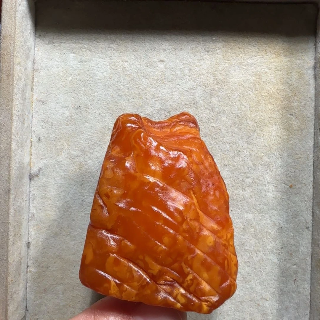 未镶嵌定制琥珀专属定制