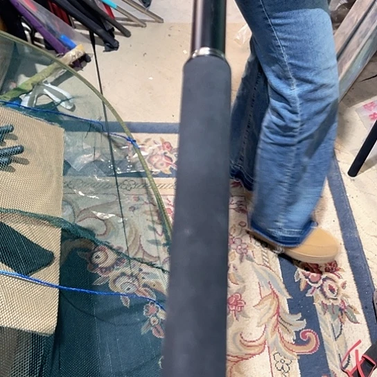 黑金色抄网杆微瑕3米一根