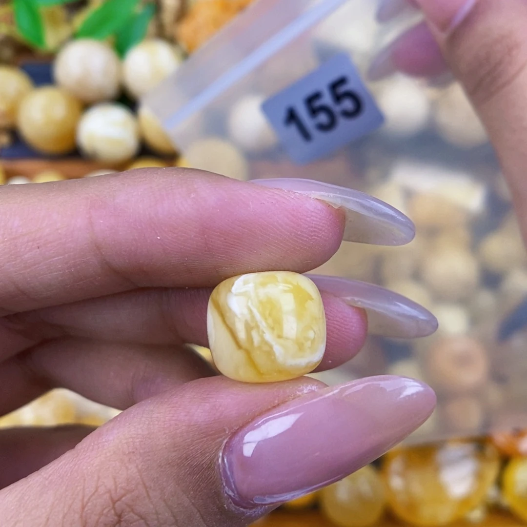 未镶嵌琥珀珠宝奇石12.5 沙眼