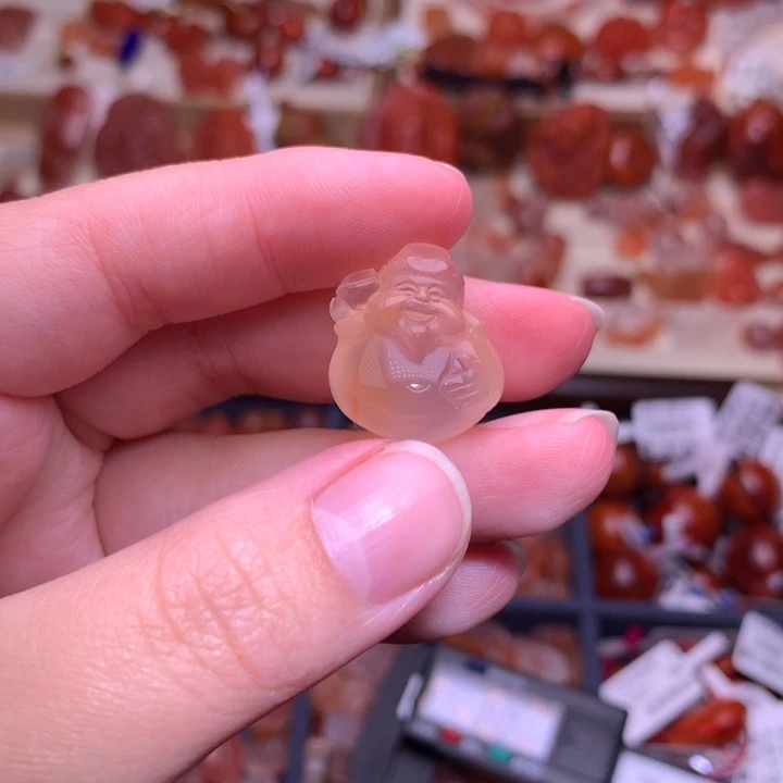 南红玛瑙未镶嵌珠宝半成品财神爷