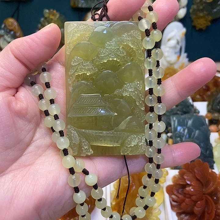 蛇纹石玉未镶嵌吊坠(赠链)