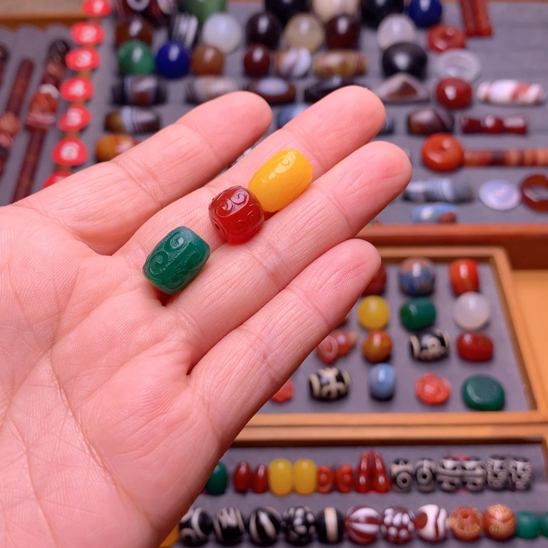 玛瑙/玉髓未镶嵌颈饰金*?