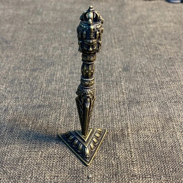 藏传黄立马铜普巴金刚撅带底座摆件