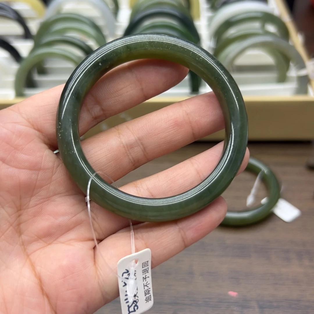 未镶嵌手镯和田玉53圈围237