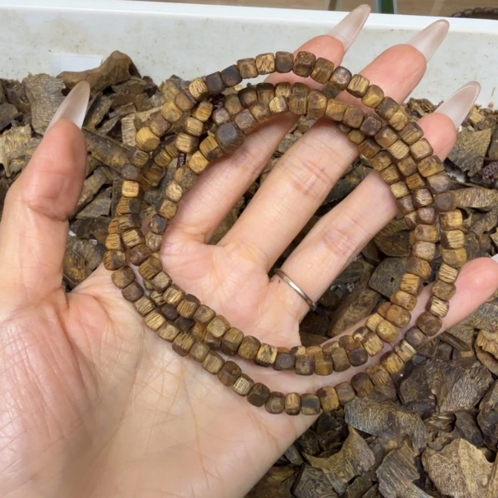 沉香香囊沉香海南白棋