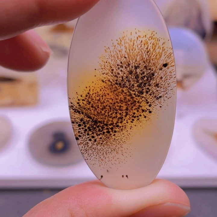 玛瑙/玉髓未镶嵌吊坠(不含链)