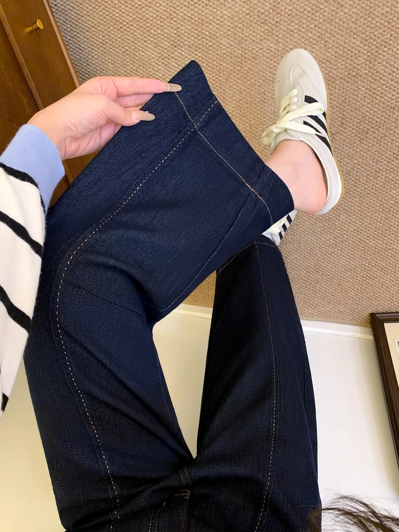 深蓝色九分弯刀牛仔裤女2025秋季新款大码胖mm宽松显瘦阔腿奶奶裤