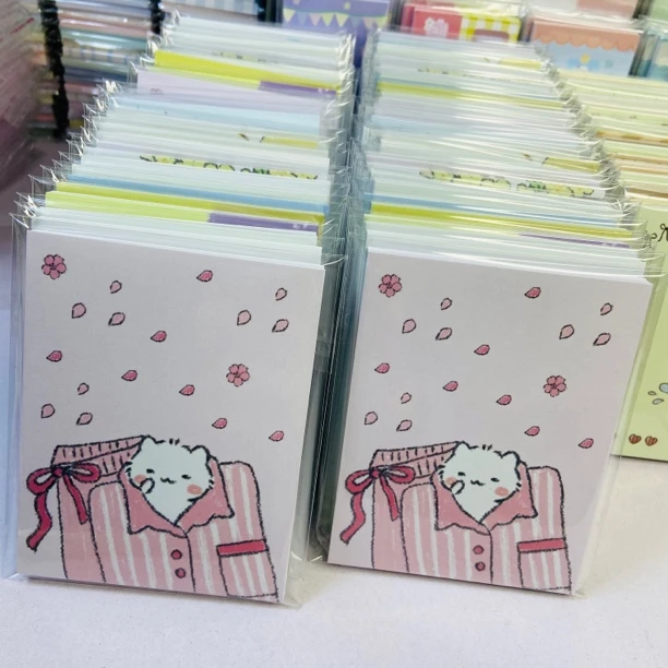 【抽卡*猫咪宇宙】8.7*11CM 可书写无胶无粘性便签本可爱