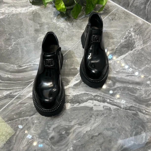 油蜡皮增高男士韩版皮鞋一脚蹬休闲皮鞋防滑黑色纯色