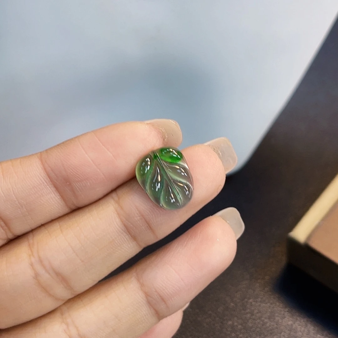 裸石翡翠飘绿叶子11