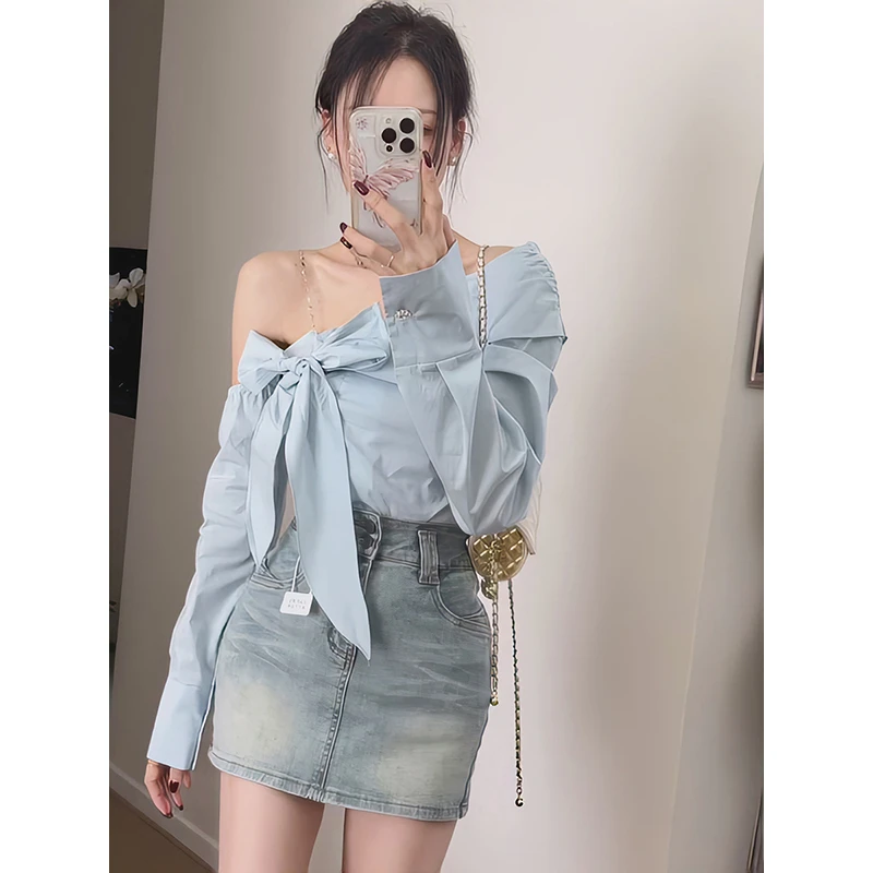 夏装搭配一整套女2025春季新款一字肩上衣露肩衬衫短裙超火两件套