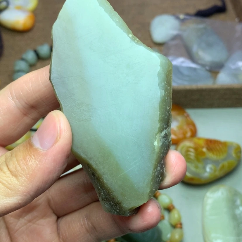 【闪购商品】颈饰未镶嵌和田玉