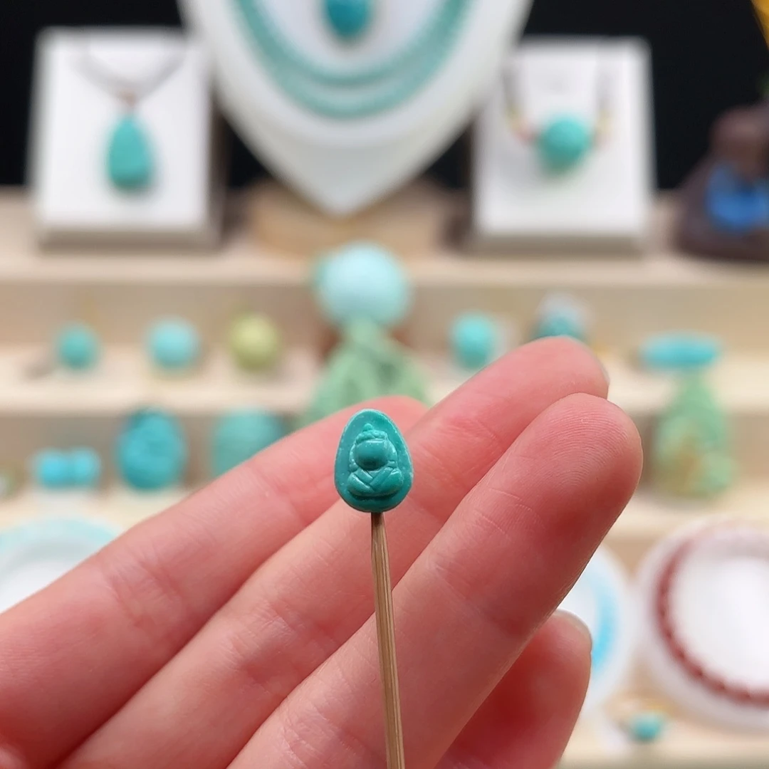 绿松石配饰未镶嵌