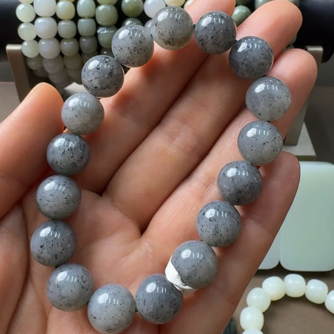 和田玉未镶嵌手串