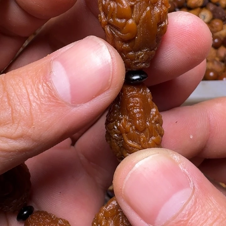 橄榄核手串你的电话