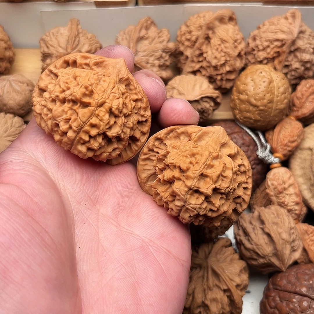 野***美吊坠文玩核桃官帽