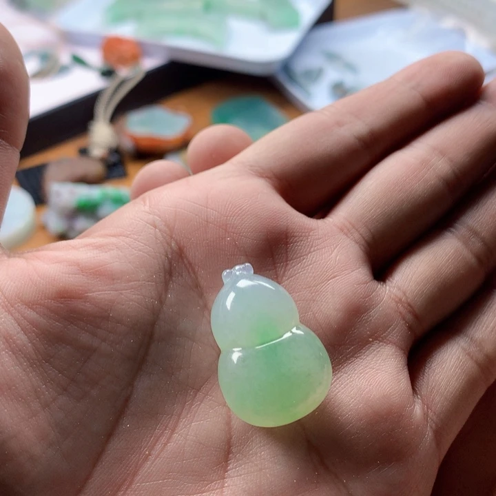 颈饰未镶嵌翡翠w*葫芦