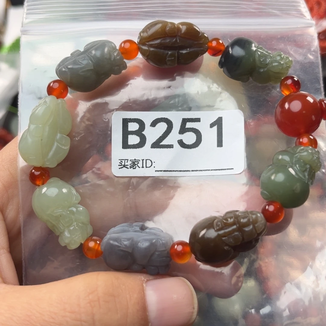 和田玉未镶嵌珠宝奇石