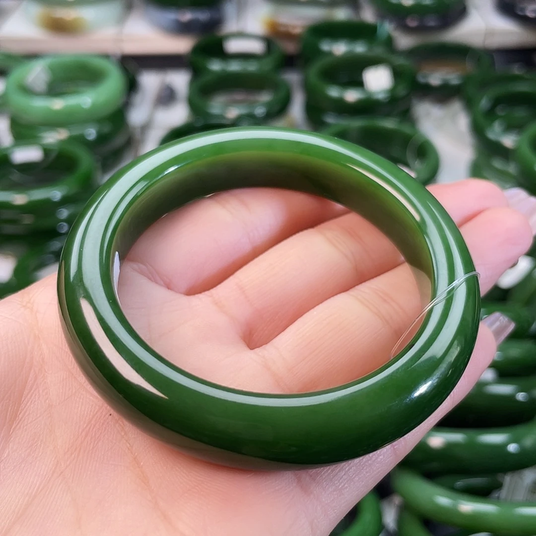 和田玉（碧玉）手镯未镶嵌