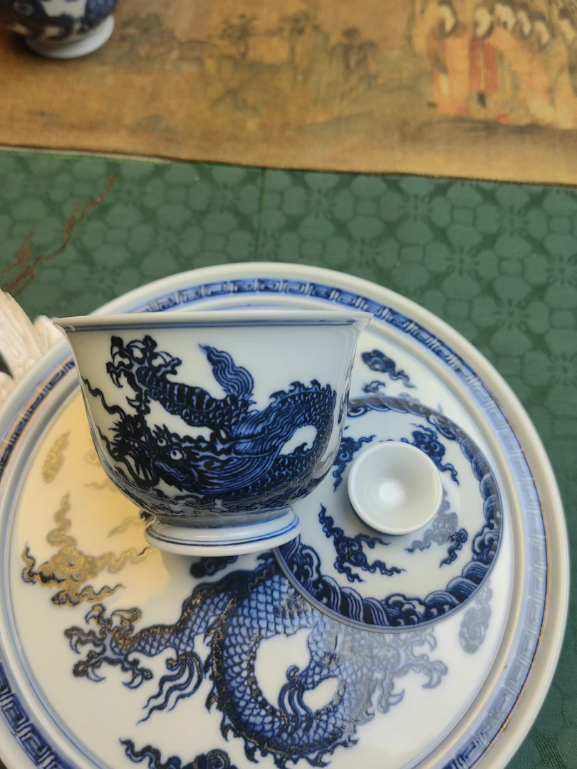 壹嘉堂-海水霸王龙盖碗