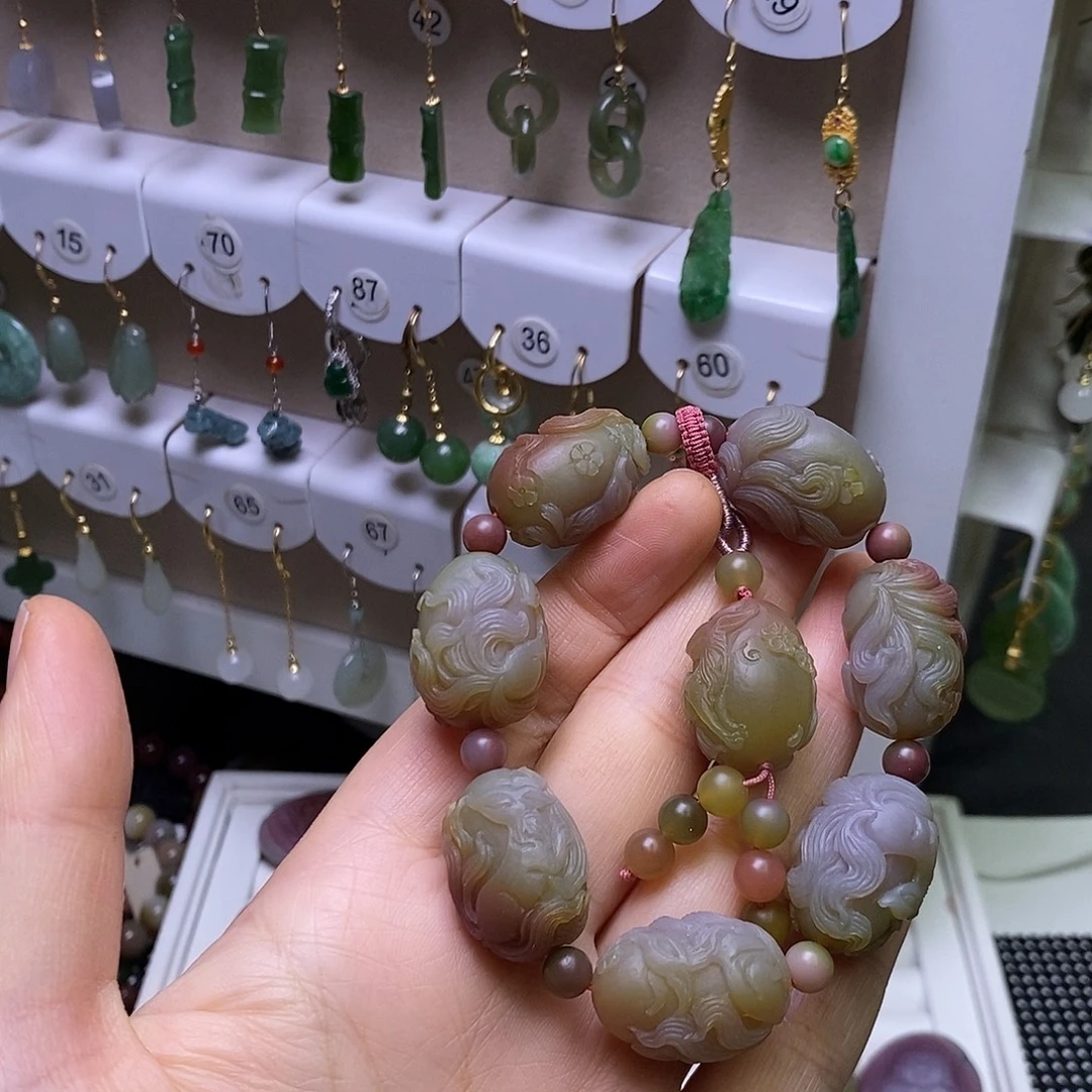 玛瑙/玉髓未镶嵌颈饰