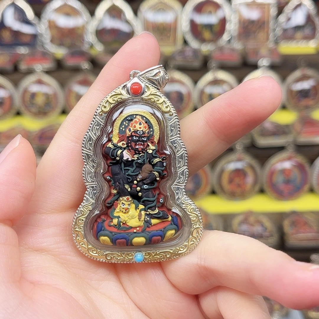 泥塑T****、矿物颜料手绘擦擦