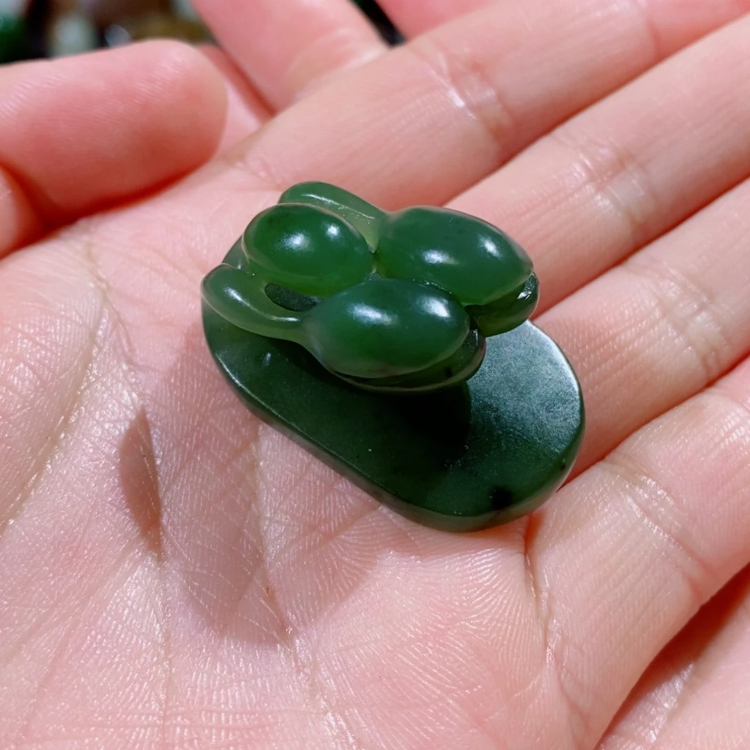 和田玉颈饰未镶嵌富**油