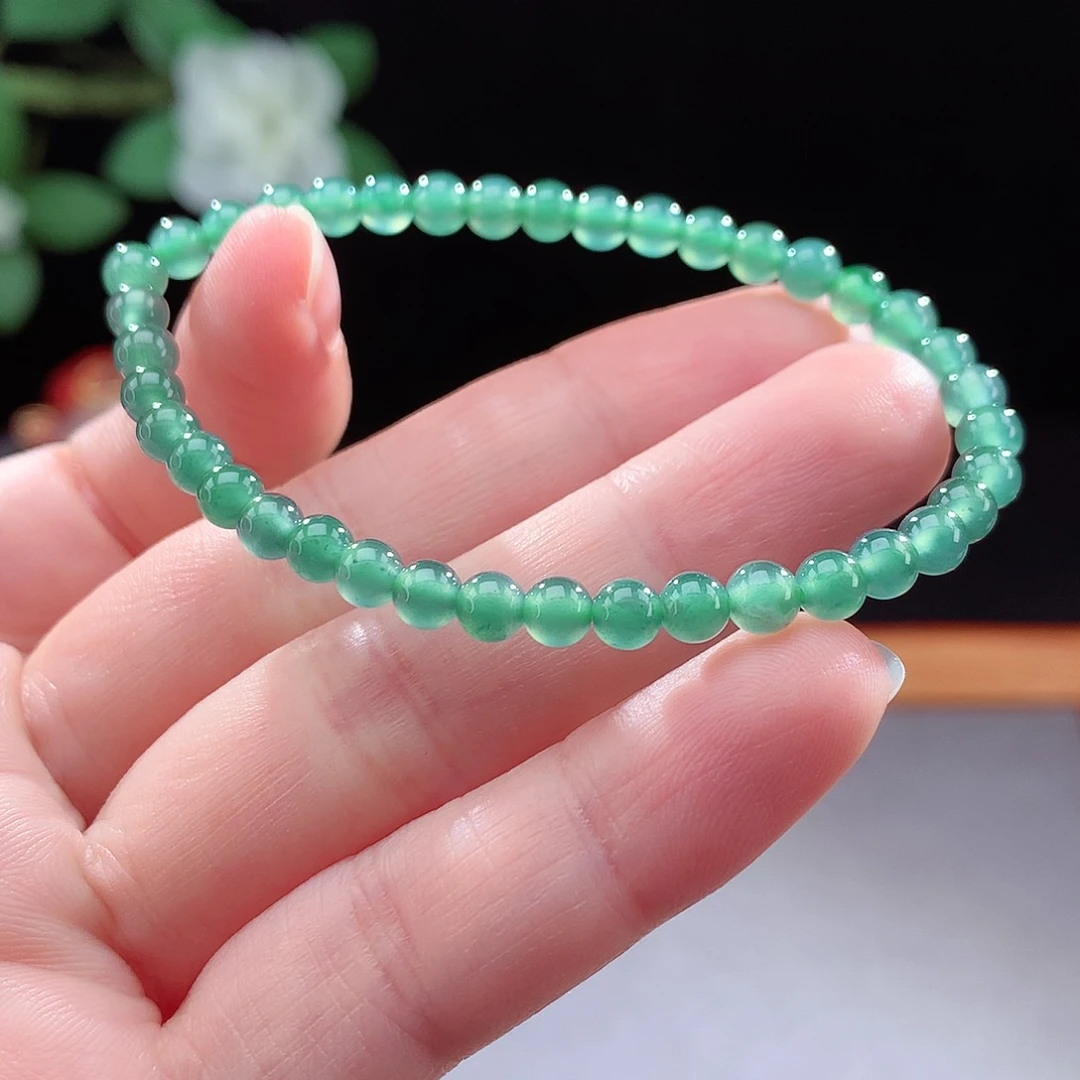 未镶嵌手镯（圆镯）翡翠