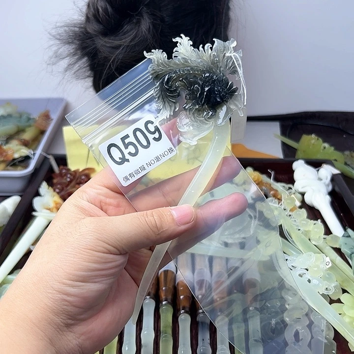 蛇纹石玉发饰合金沧****莉