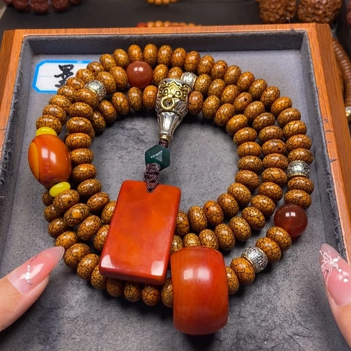 星月菩提吊坠菩提