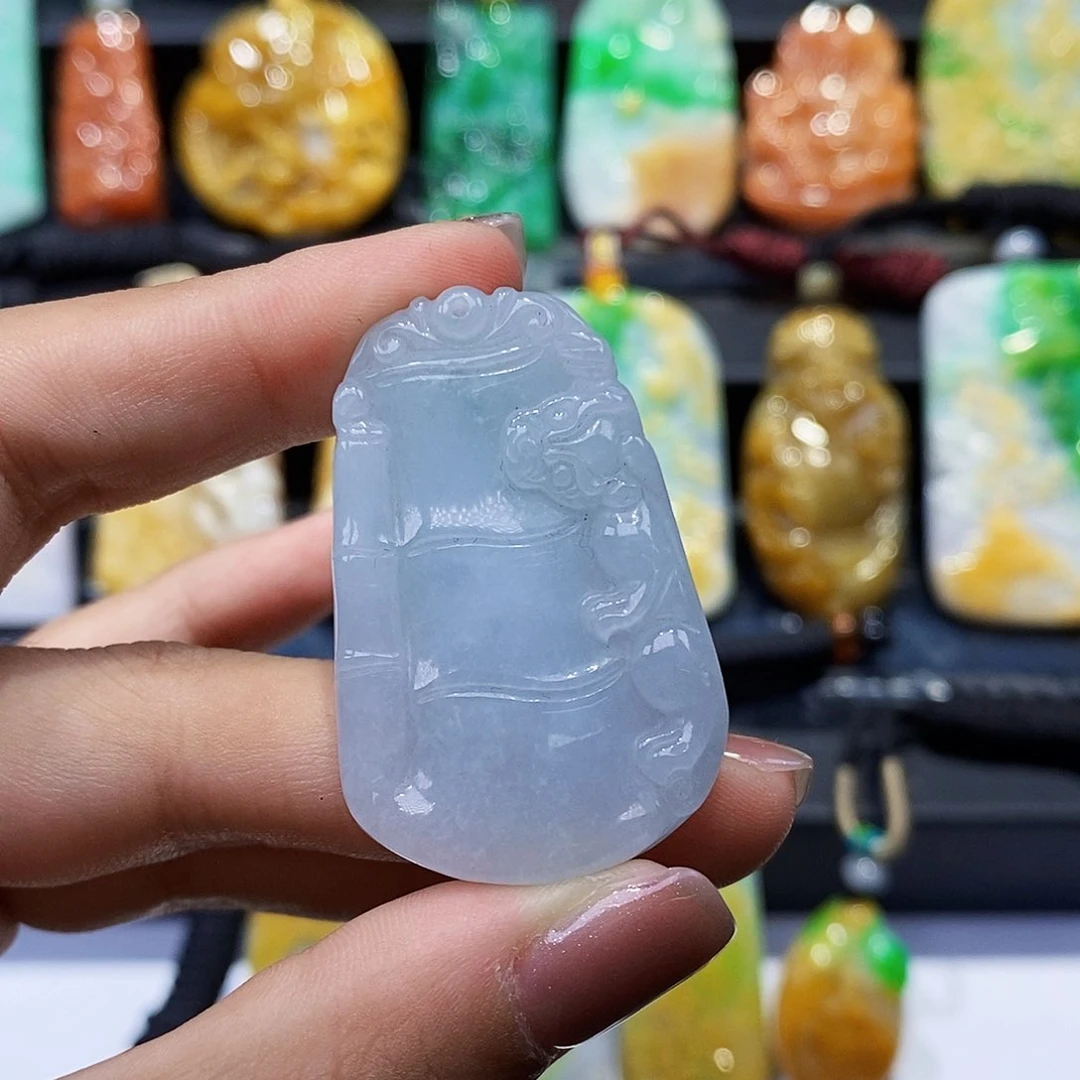 翡翠未镶嵌颈饰天然翡翠A货