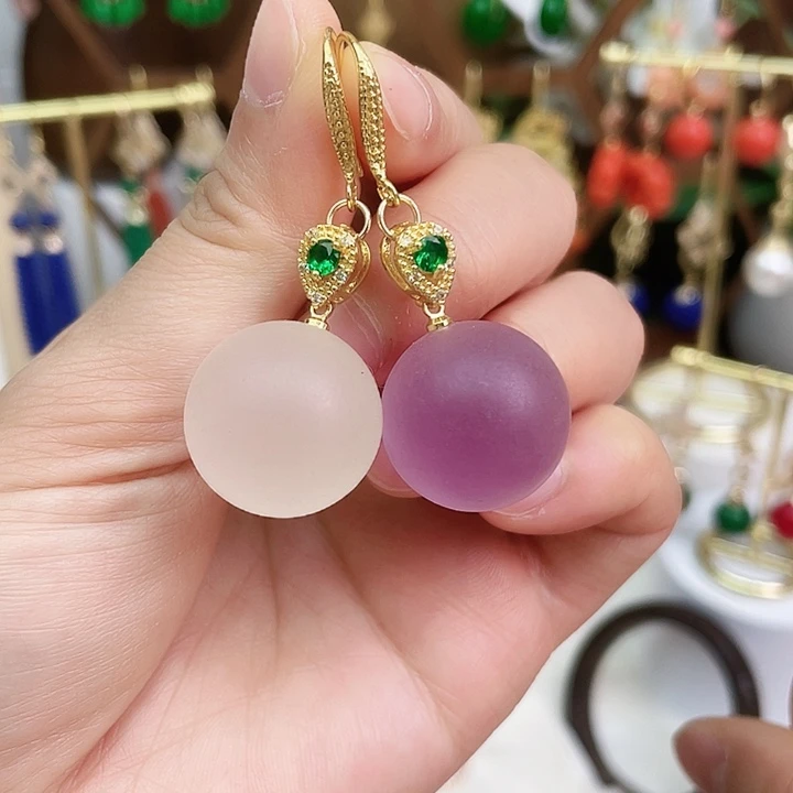 石英质玉耳钉合金夜明香白色大珠