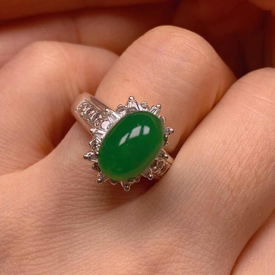 翡翠戒指未镶嵌小*翡翠蛋面
