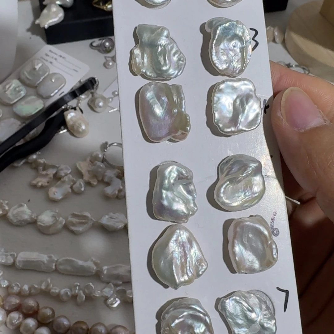 耳饰银S925镶嵌淡水珍珠花瓣 多样性发一