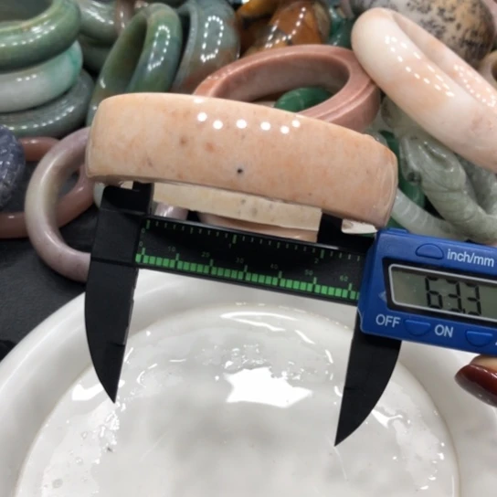 未镶嵌石英质玉珠宝半成品24