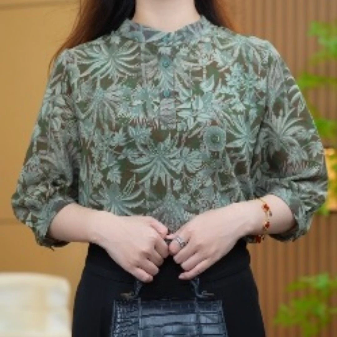 新款时尚上衣轻薄衬衫透气秋季2025气质新款衬衣洋气妈妈显瘦打底