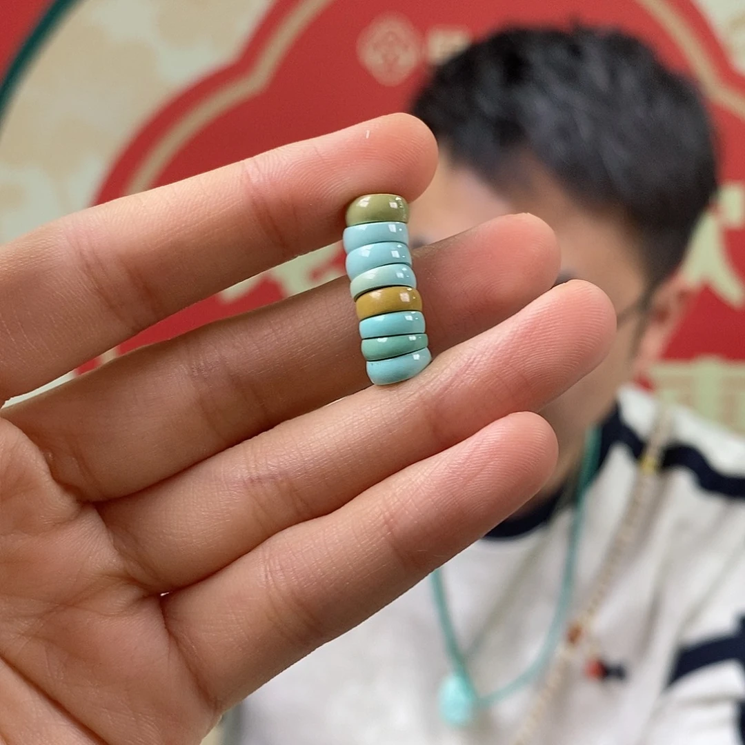 绿松石未镶嵌挂件