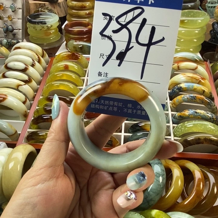 岫玉未镶嵌手镯50