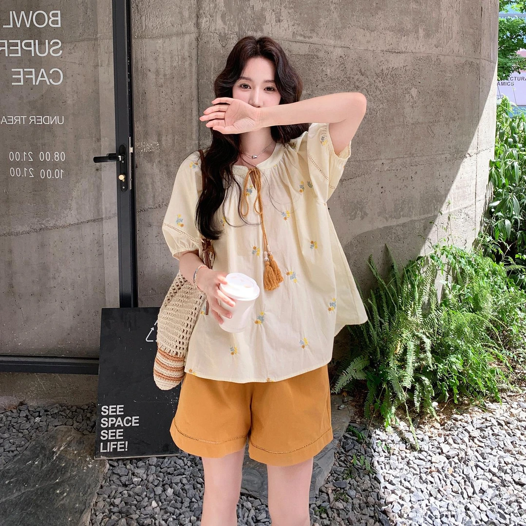 黄色温柔风甜美少女感绣花上衣套装女2025甜美可爱风格衣服夏季