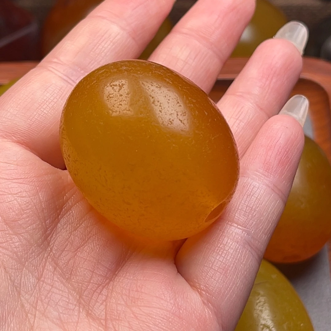 傅***陽玛瑙/玉髓未镶嵌颈饰