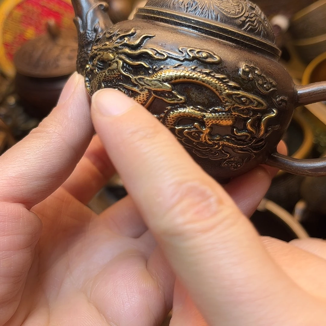 精美铜器工艺品等