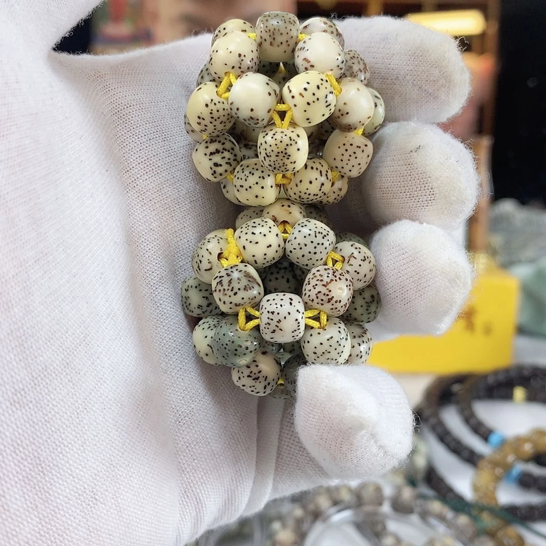 星月菩提手串写*星月菩提雕刻手串