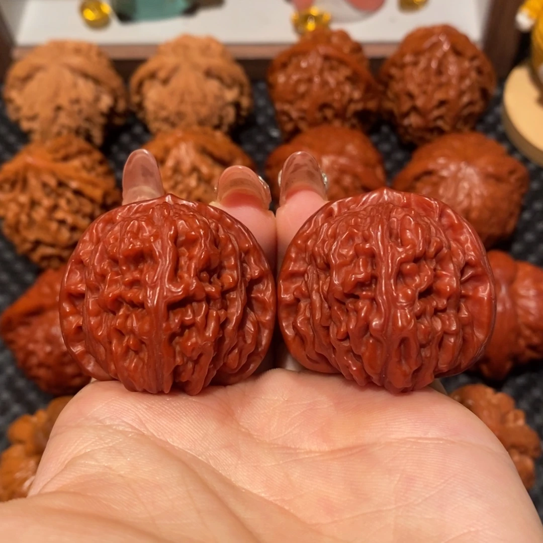 桃核吊坠37.7玉化四座楼，0581