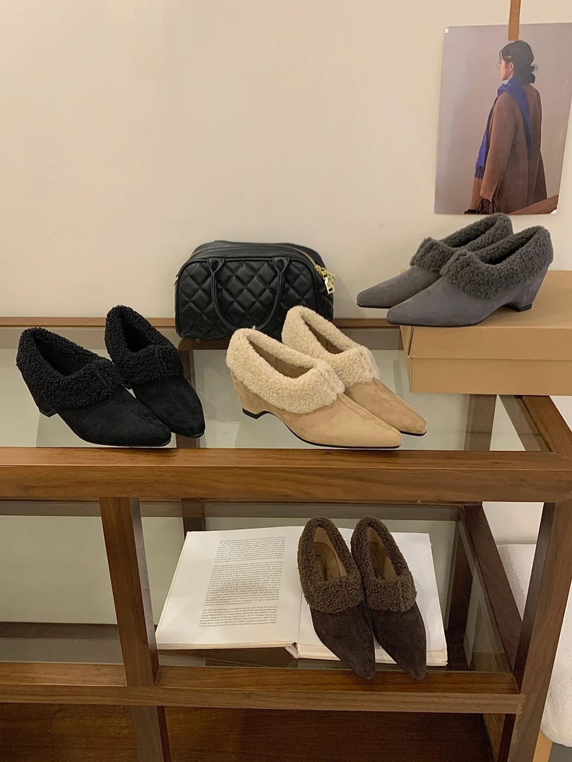 DENGDAHA法式气质秋冬新款羊羔绒保暖名媛风复古坡跟增高单鞋CK-3