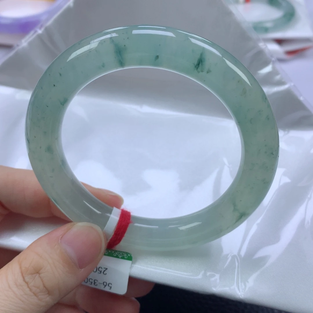 翡翠手镯未镶嵌缅甸天然翡翠手镯56圈口